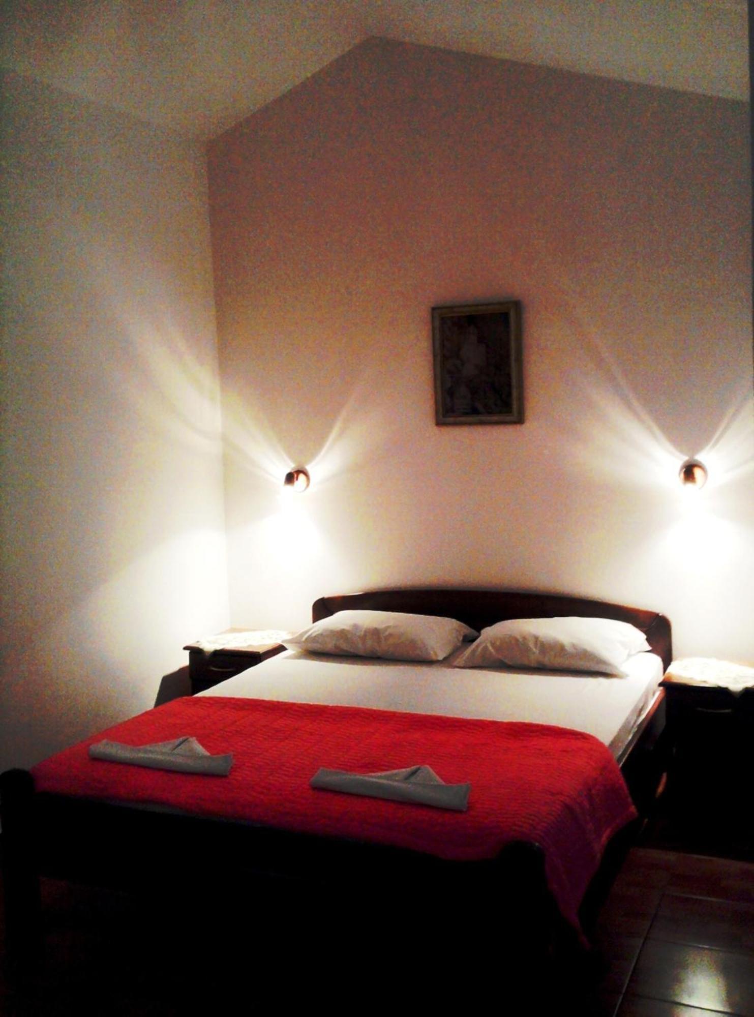Oaza Guest House Sveti Stefan Oda fotoğraf