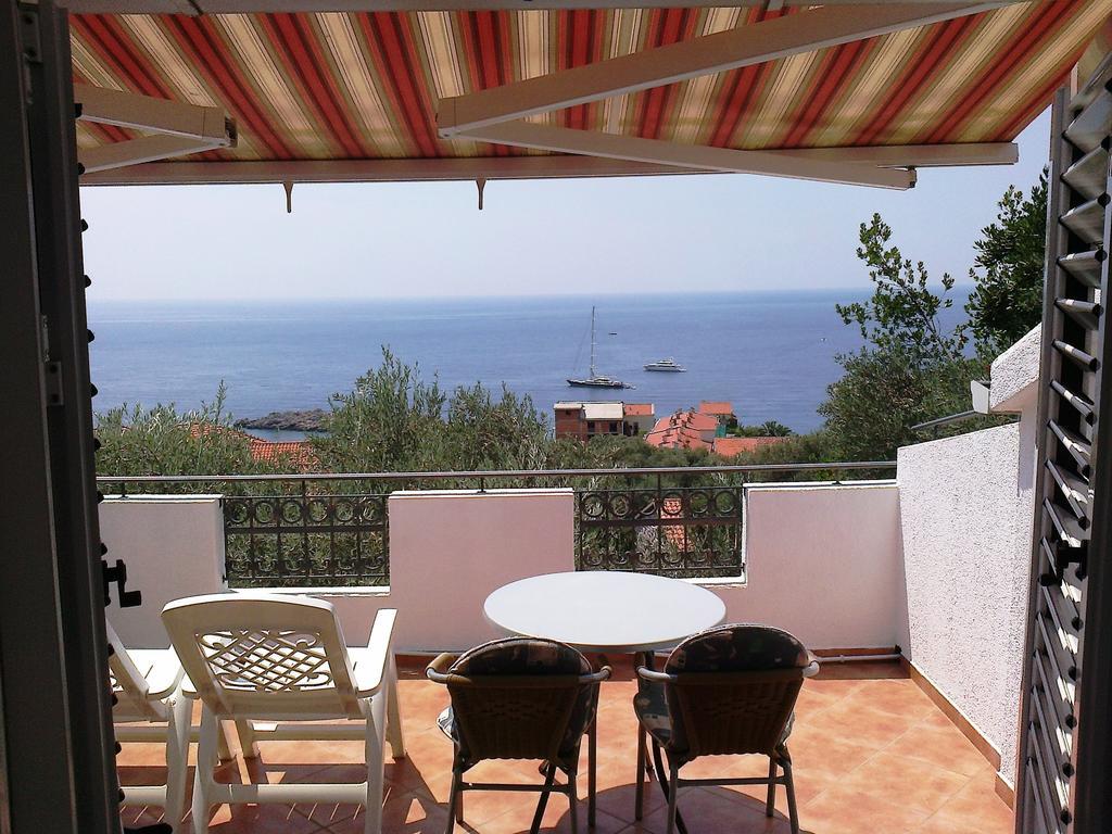 Oaza Guest House Sveti Stefan Oda fotoğraf
