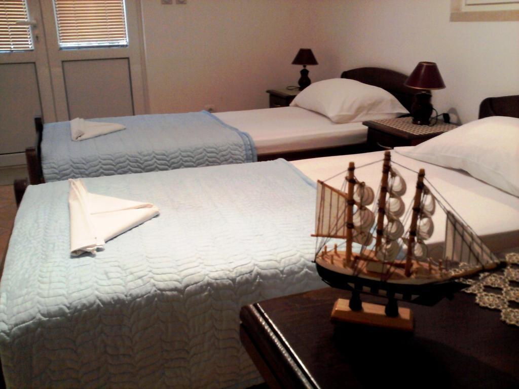 Oaza Guest House Sveti Stefan Oda fotoğraf
