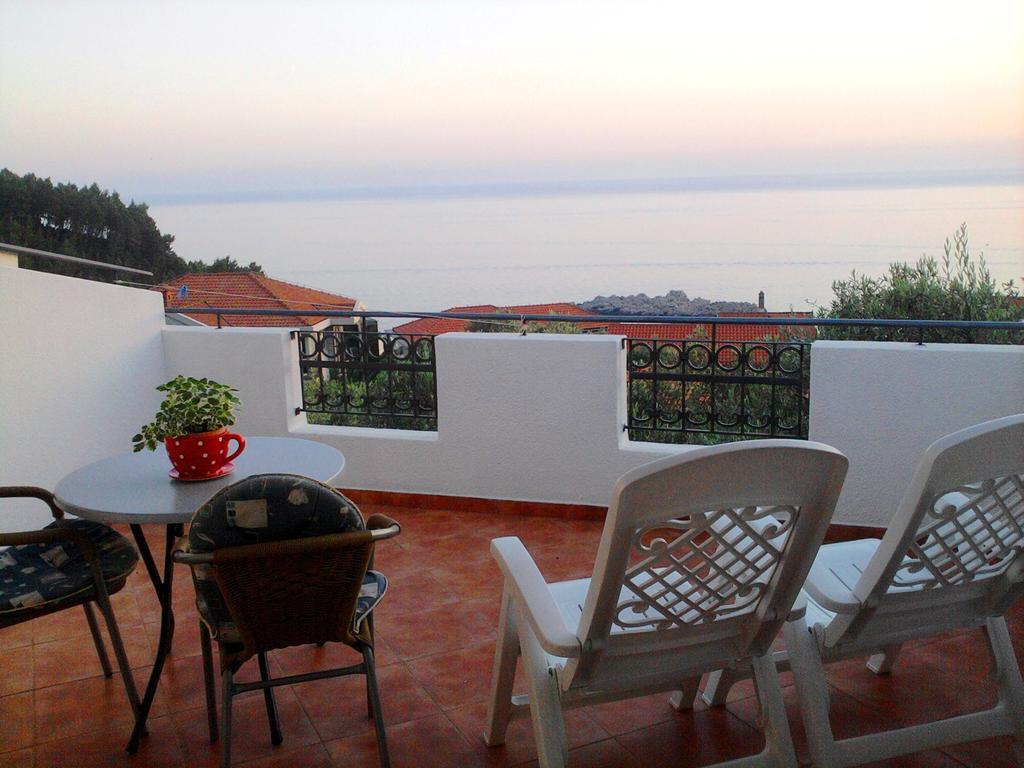 Oaza Guest House Sveti Stefan Oda fotoğraf